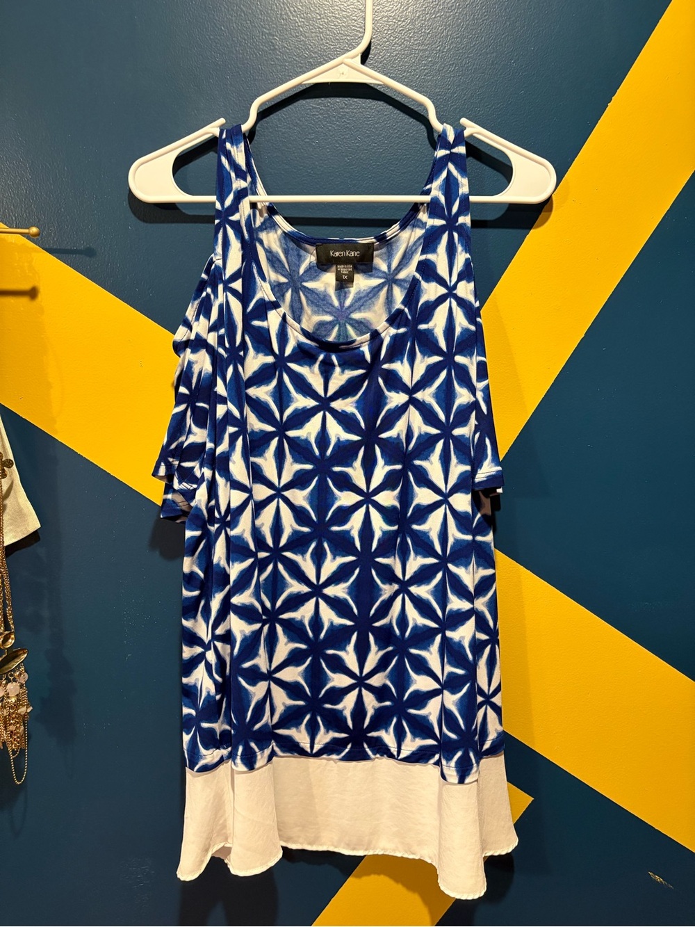 Karen Kane Blue Kaleidoscope Sheer Hem Stretch Jersey Cold Shoulder Blouse NWOT